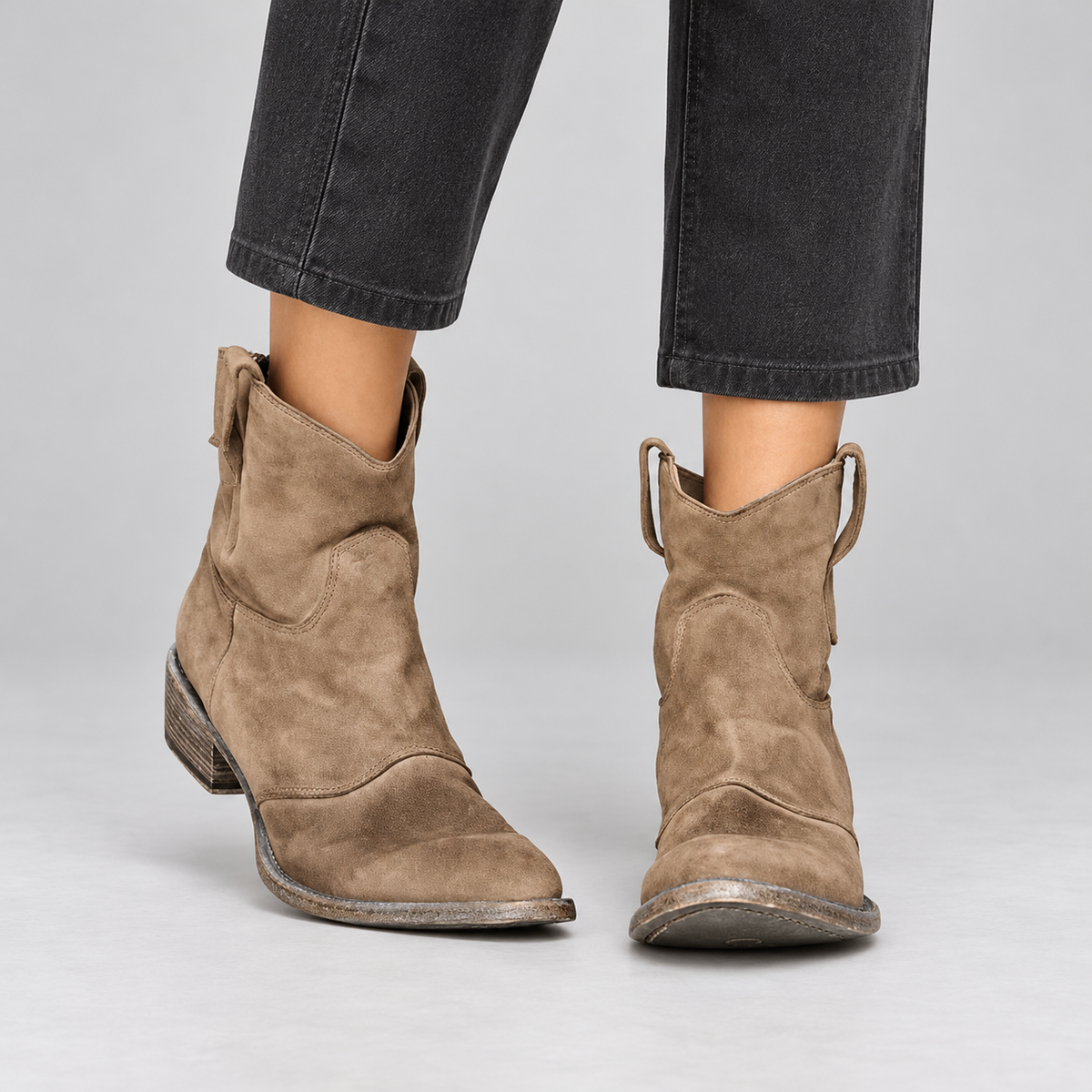 Piper | Western Pull-On Ankle Boots